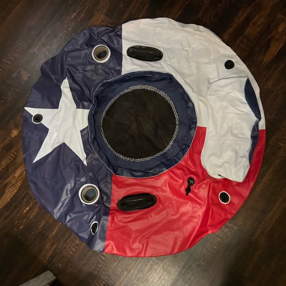 Texas pool float